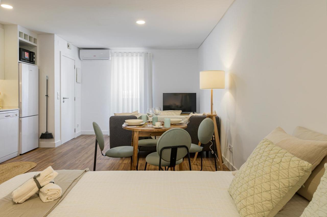 Chalet Marias - Parede Beach Apartments Buitenkant foto