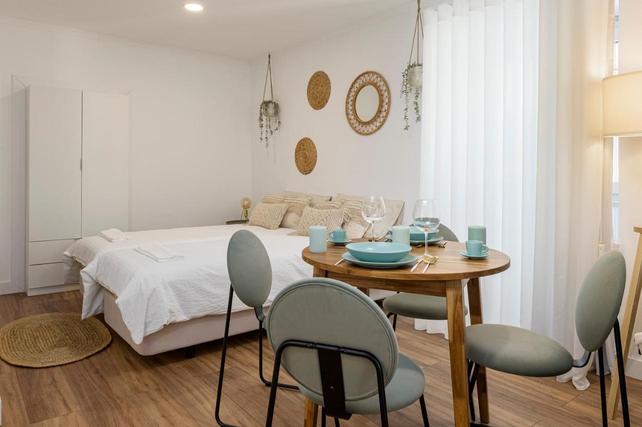 Chalet Marias - Parede Beach Apartments Buitenkant foto