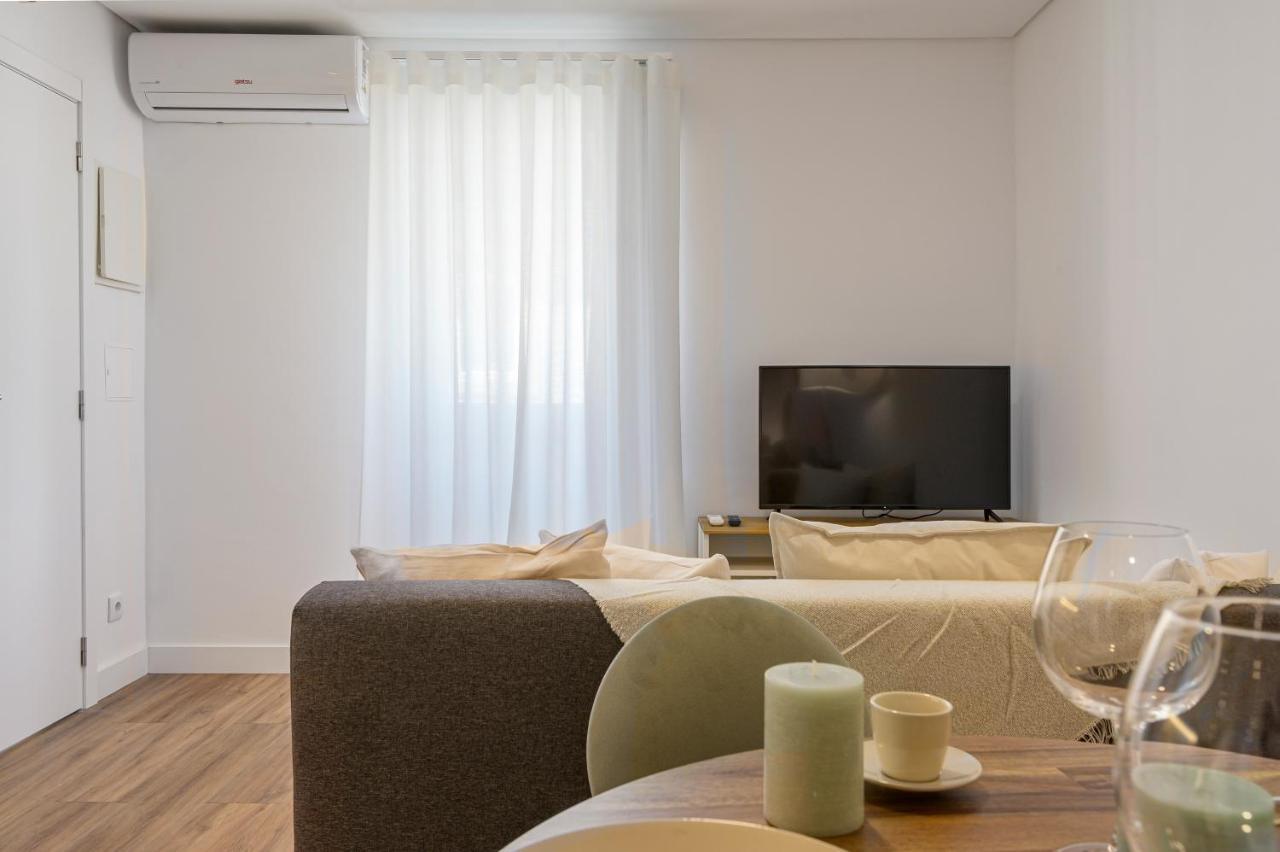 Chalet Marias - Parede Beach Apartments Buitenkant foto