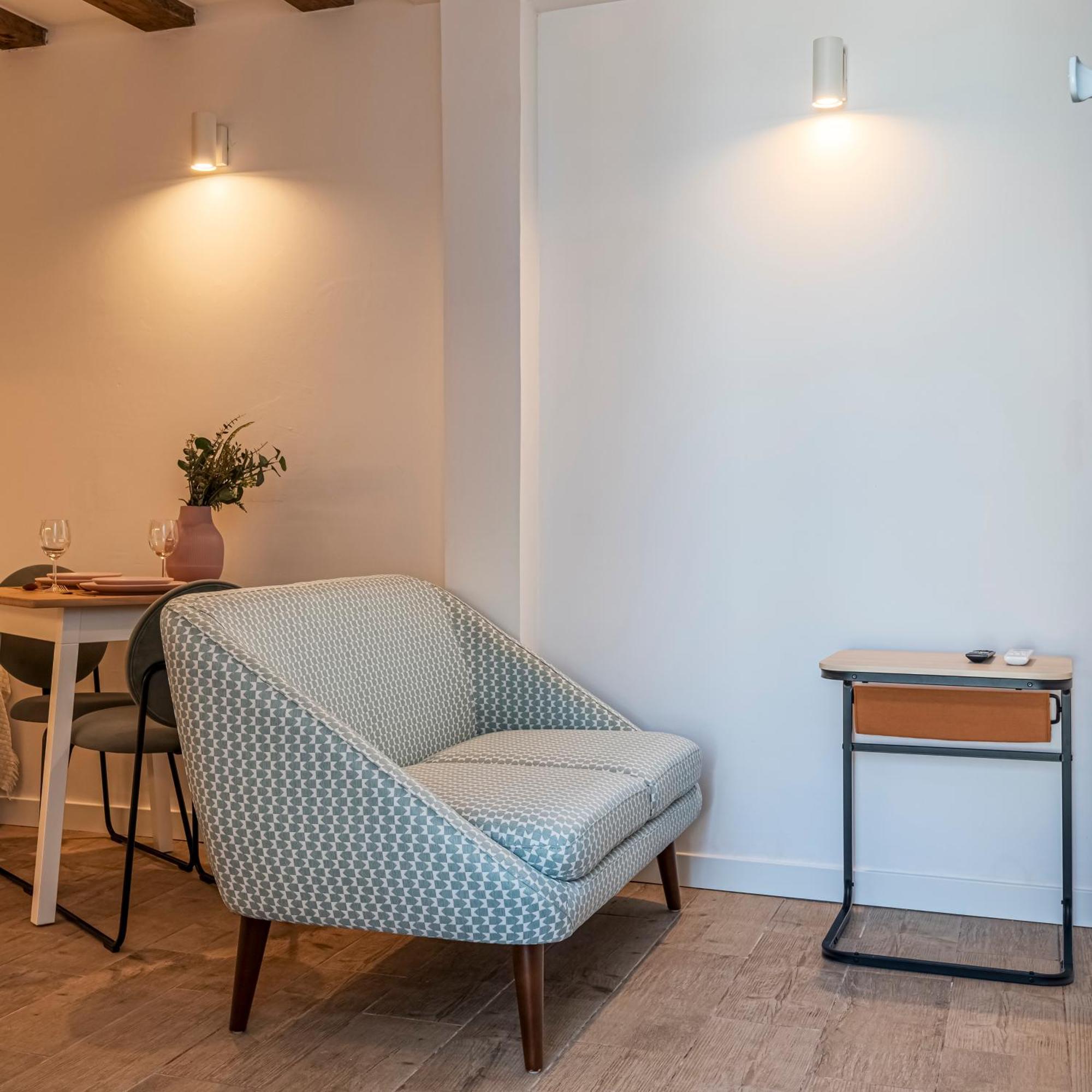 Chalet Marias - Parede Beach Apartments Buitenkant foto