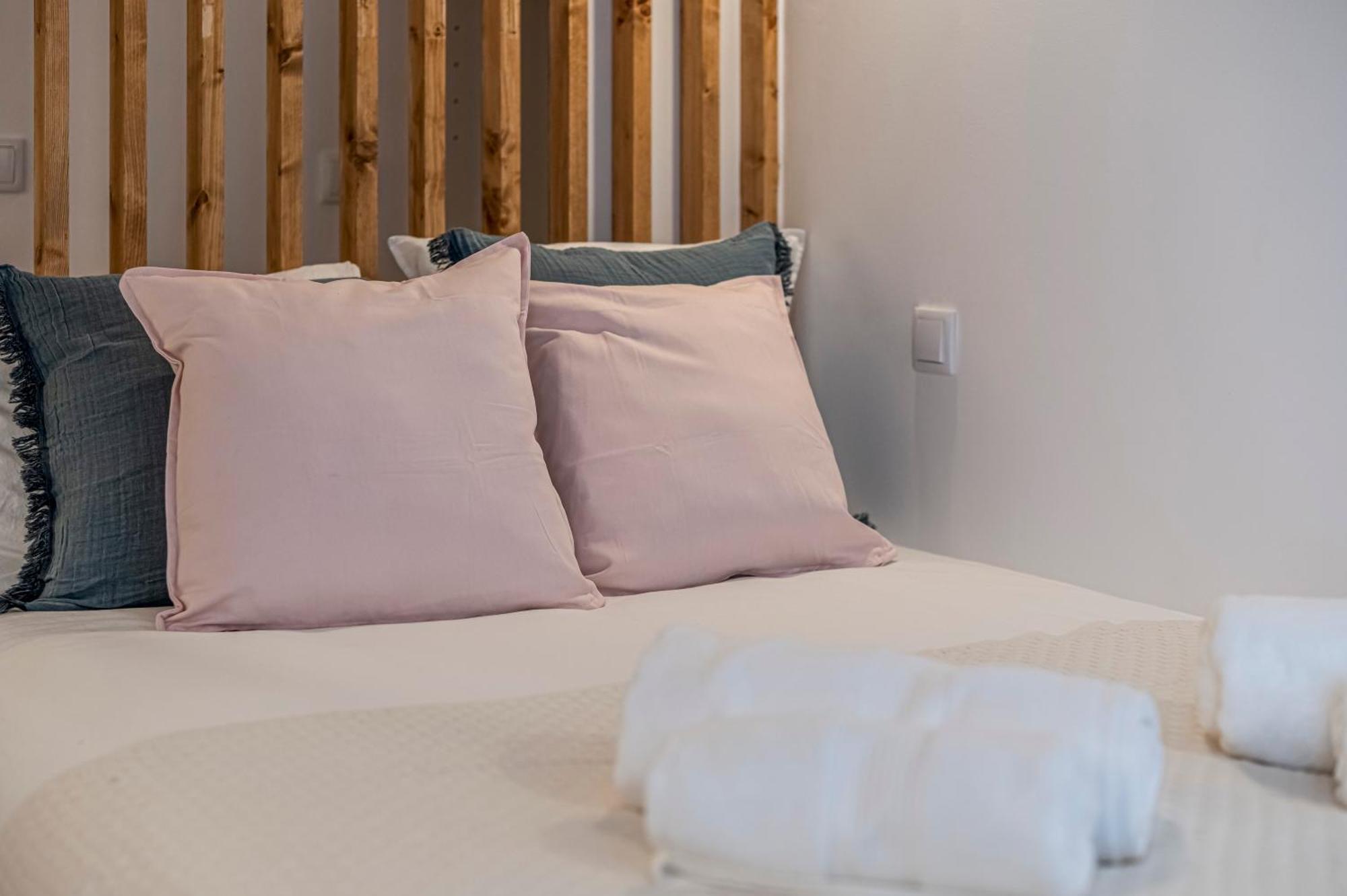 Chalet Marias - Parede Beach Apartments Buitenkant foto